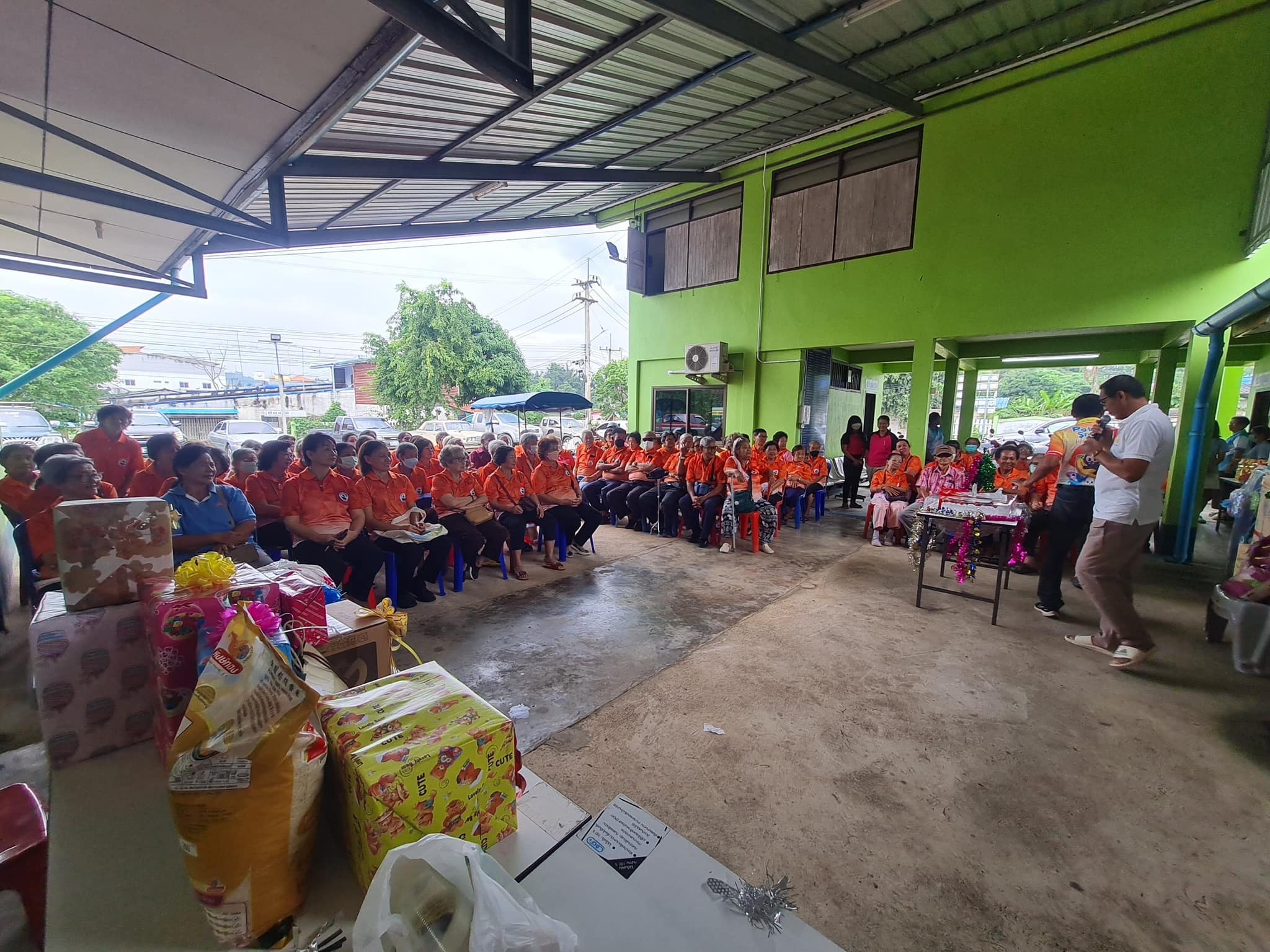 กิจกรรมผู้สูงอายุเทศบาลตำบลมาบอำมฤต  ประจำเดือนธันวาคม 2567 (โครงการพัฒนาคุณภาพชีวิตผู้สูงวัย)